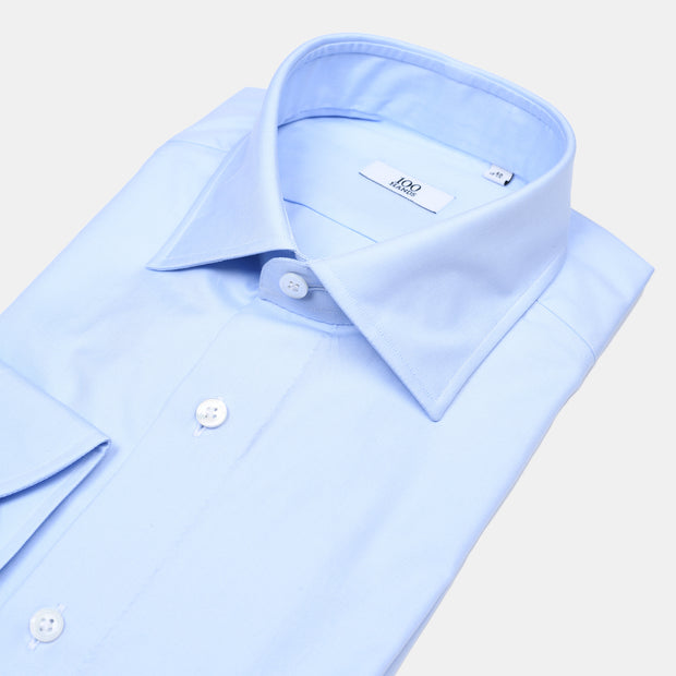 Cutaway Collar Shirt in Cotton Twill - Light Blue