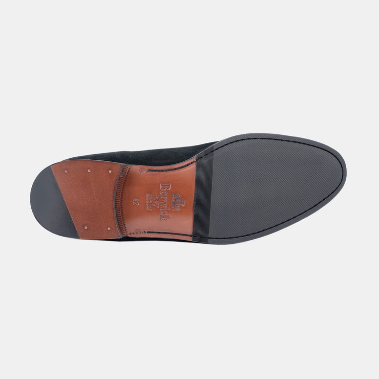 Belgian Tassel Loafer in Suede - Black