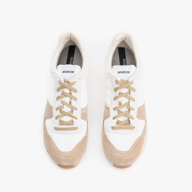 Marathon Sneaker in White / Beige