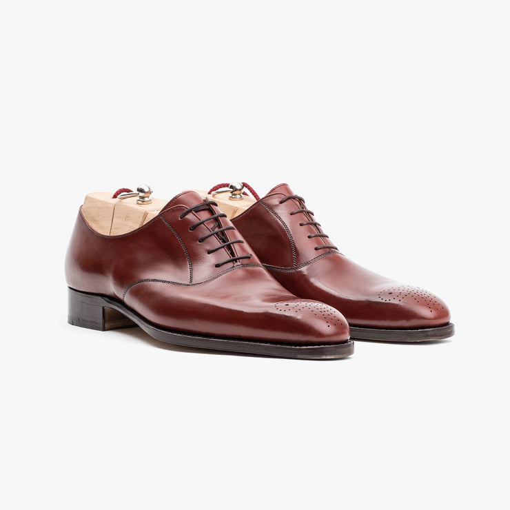 Medallion oxford in vintage red calf