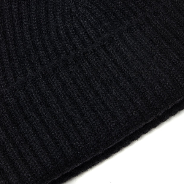 Alex Cashmere Beanie in Black