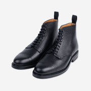 Cap Toe Boot in Black Scotch Grain