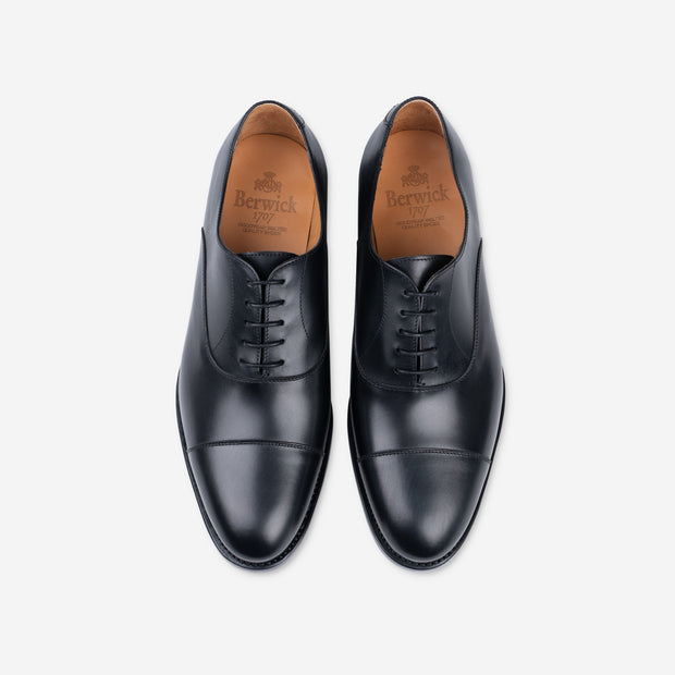 Cap Toe Oxford Rounded - Black Calf