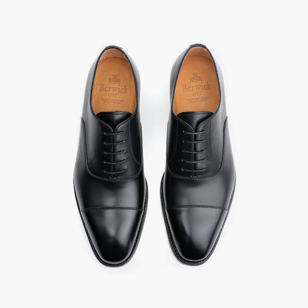 Cap Toe Oxford in Black Calf