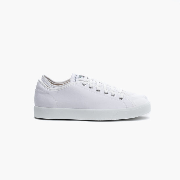Clava in White