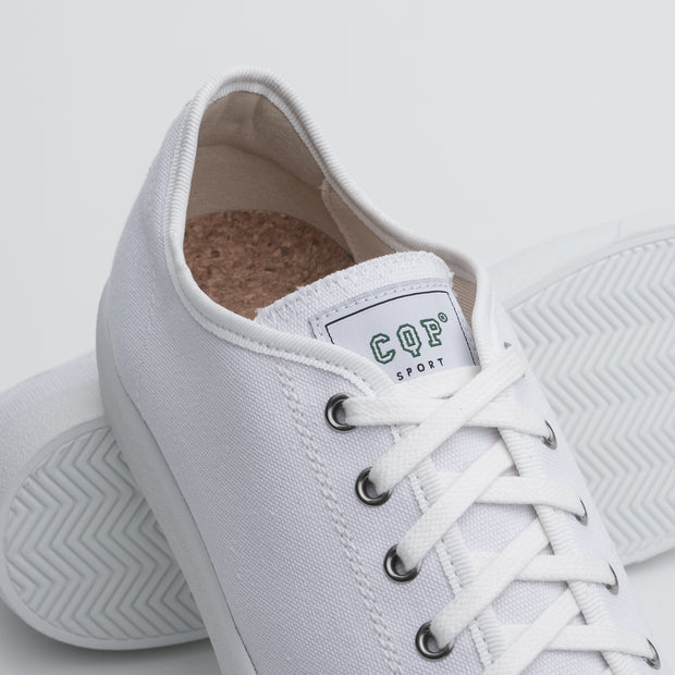 Clava in White
