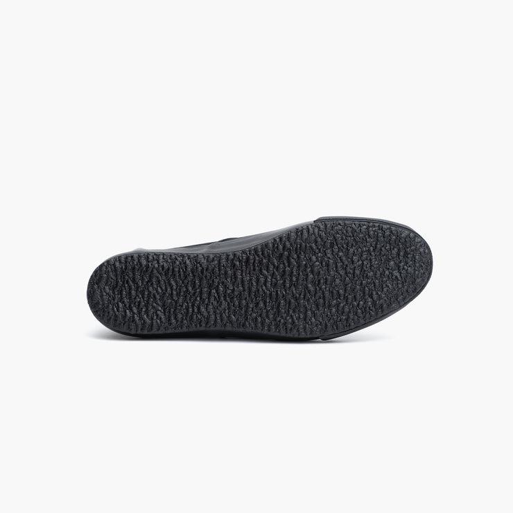 Oxford in Black-Black