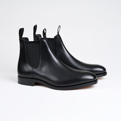 Apsley Chelsea boot in Black Calf