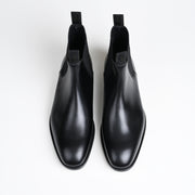 Apsley Chelsea boot in Black Calf